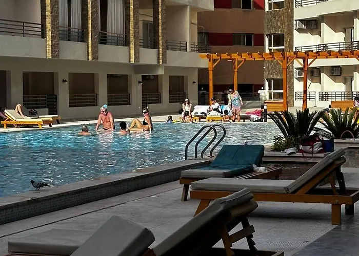 Luxury Studio, Pool, Private & Close To Airport Apart Otel Hurgada